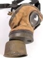 Polen, Gasmaske Modell 1924, W.W.S.P datiert 1930 . der Maskenkörper ausgehärtet, mit Filter
