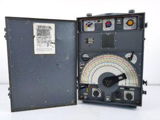 Luftwaffe, Peilempfänger EP.2a. Ln 26588, Gehäuse und Deckel aussen überlackiert. Optisch einwandfrei, Funktion nicht geprüft