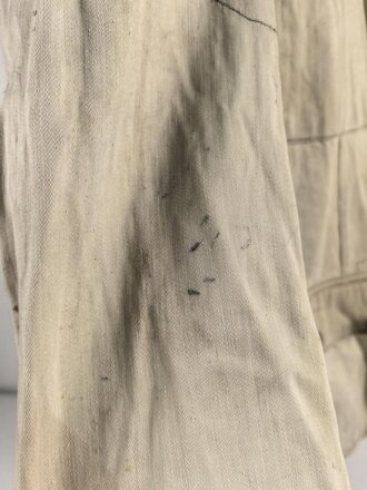 Heer, Feldbluse für Mannschaften Modell 1943. Kammerstück in heller Ausführung. Habe ich in 30 Jahrfen Tätigkeit noch nie gesehen. Ist nicht entfärbt, sondern so produziert. Getragenes Stück