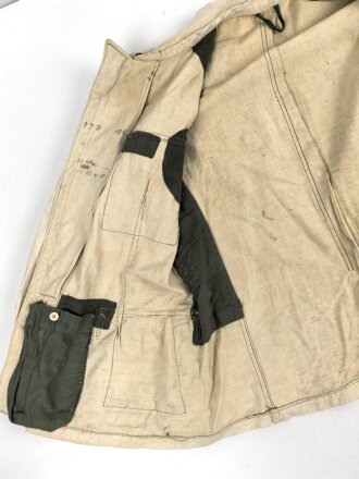 Heer, Feldbluse für Mannschaften Modell 1943. Kammerstück in heller Ausführung. Habe ich in 30 Jahrfen Tätigkeit noch nie gesehen. Ist nicht entfärbt, sondern so produziert. Getragenes Stück
