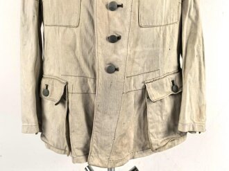 Heer, Feldbluse für Mannschaften Modell 1943. Kammerstück in heller Ausführung. Habe ich in 30 Jahrfen Tätigkeit noch nie gesehen. Ist nicht entfärbt, sondern so produziert. Getragenes Stück