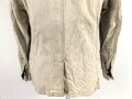 Heer, Feldbluse für Mannschaften Modell 1943. Kammerstück in heller Ausführung. Habe ich in 30 Jahrfen Tätigkeit noch nie gesehen. Ist nicht entfärbt, sondern so produziert. Getragenes Stück