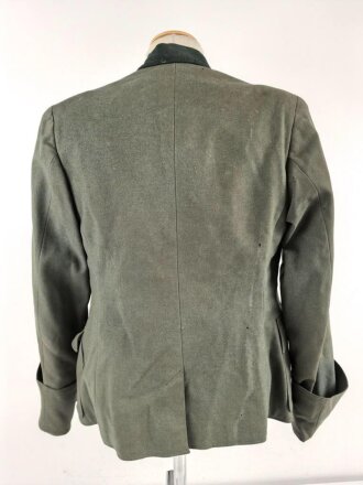 Heer, Feldbluse Modell 1936 für einen Offizier. Stark getragenes Eigentumstück ohne Effekten, ungereinigt