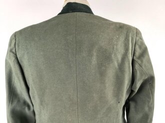 Heer, Feldbluse Modell 1936 für einen Offizier. Stark getragenes Eigentumstück ohne Effekten, ungereinigt