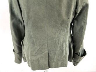 Heer, Feldbluse Modell 1936 für einen Offizier. Stark getragenes Eigentumstück ohne Effekten, ungereinigt