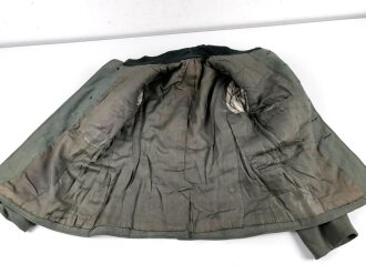 Heer, Feldbluse Modell 1936 für einen Offizier. Stark getragenes Eigentumstück ohne Effekten, ungereinigt