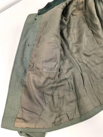 Heer, Feldbluse Modell 1936 für einen Offizier. Stark getragenes Eigentumstück ohne Effekten, ungereinigt