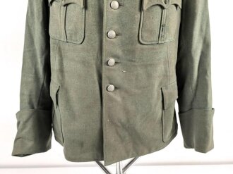 Heer, Feldbluse Modell 1936 für einen Offizier. Stark getragenes Eigentumstück ohne Effekten, ungereinigt
