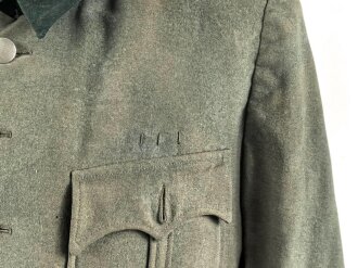 Heer, Feldbluse Modell 1936 für einen Offizier. Stark getragenes Eigentumstück ohne Effekten, ungereinigt