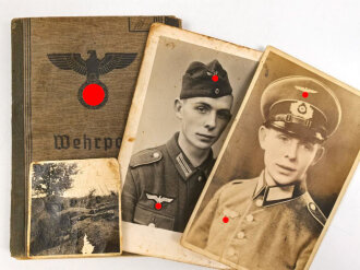 Wehrpaß Heer, eingestellt am 14. Oktober 1942 bei...