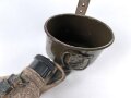 Feldflasche Wehrmacht, MN43 gestempelt auf Becher, Riemen, im Bezug und MN auf dem Flaschenkorpus
