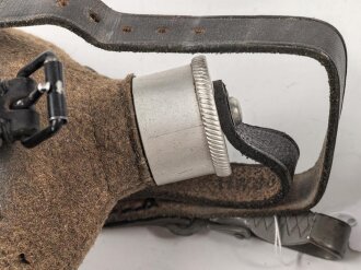 Feldflasche Wehrmacht, HWSD40 gestempelt auf Becher Riemen, Bezug und Flasche