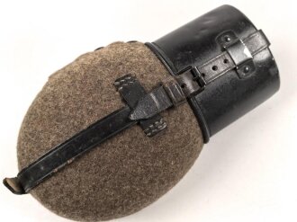 Feldflasche Wehrmacht, Hersteller MKL41, Becher...