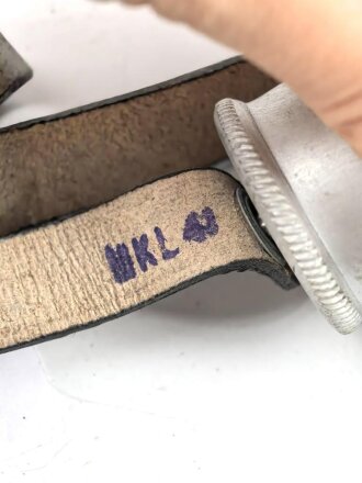 Feldflasche Wehrmacht, Hersteller MKL41, Becher neuzeitlich lackiert