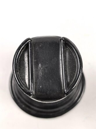 Becher für eine Feldflasche der Wehrmacht