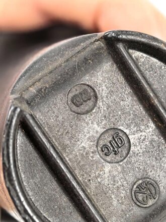 Becher für die Feldflasche der Wehrmacht, datiert 1943