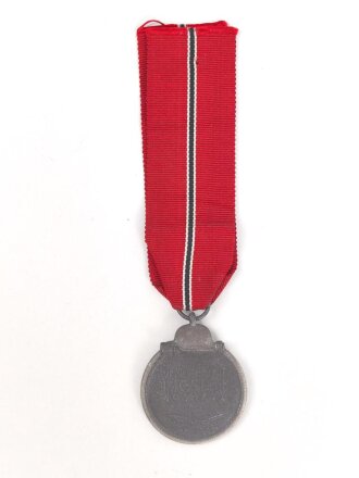 Medaille Winterschlacht im Osten, am Band