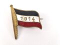 Zivilnadel in Form einer kaiserlichen Flagge " 1914", Breite 18mm, Rundum mit Klebstoff verschmiert