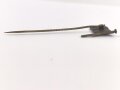 Zivilnadel in Form einer kaiserlichen Reichskriegsflagge, Breite 19mm, emailliert