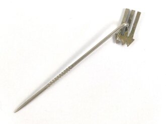 Eiserne Front, Mitgliedsabzeichen 13mm, Rückseitig Klebstoffreste