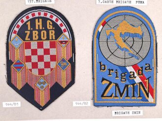 Kroatien, Sammlung Ärmelabzeichen, auf Karton getackert