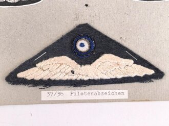 Griechenland, Sammlung Abzeichen Luftwaffe, auf Karton getackert