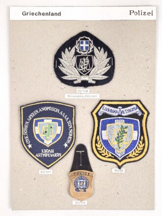 Griechenland, Sammlung Abzeichen Polizei, auf Karton...