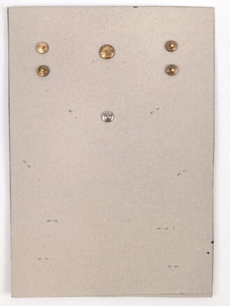 Jugoslawien, Sammlung Abzeichen, auf Karton geklebt