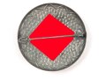 Buntmetall Brosche mit großen, mitgeprägtem Hakenkreuz. Messingfarben, Durchmesser 45mm