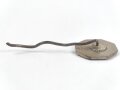 Unbekanntes Kleinabzeichen  " FGK 1910" Nadel verbogen, 17mm