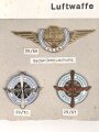 Argentinien, Sammlung Abzeichen Luftwaffe, auf Karton getackert