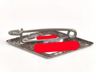 Deutsches Jungvolk, Mitglieds- oder Mützenabzeichen, Blech geprägt, Höhe 28mm