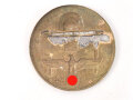 Buntmetallabzeichen " Tag der Arbeit 1934"