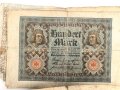 Stapel Geldscheine aus Nachlass