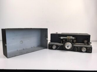Luftwaffe UKW Empfänger S.A.D.I.R. Appareil Type R87, Serie C . Französische Fertigung für die Luftwaffe um den Mangel an UKW Empfängern zu beseitigen da der Empfänger E53 "Ulm" noch nicht fertiggestellt war. Funktion nicht geprüft, selten
