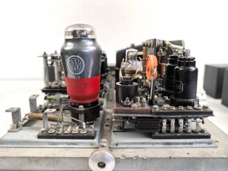 Luftwaffe UKW Empfänger S.A.D.I.R. Appareil Type R87, Serie C . Französische Fertigung für die Luftwaffe um den Mangel an UKW Empfängern zu beseitigen da der Empfänger E53 "Ulm" noch nicht fertiggestellt war. Funktion nicht geprüft, selten