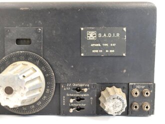 Luftwaffe UKW Empfänger S.A.D.I.R. Appareil Type R87, Serie C . Französische Fertigung für die Luftwaffe um den Mangel an UKW Empfängern zu beseitigen da der Empfänger E53 "Ulm" noch nicht fertiggestellt war. Funktion nicht geprüft, selten