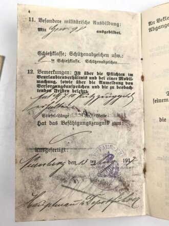 Militärpaß eines Pionier, Diensteintritt am 1.6.1917 beim Rekruten Depot Kraftfahr Ersatz Abteilung  2 Nürnberg. Bis Kriegsende dort verblieben. Dazu sein Führerschein