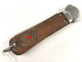 Fallschirmjäger Kappmesser 1.Modell. Hersteller Paul Weyersberg Solingen. Seltenes Stück mit beidseitig eingeritzten Abzeichen und Trägernamen.