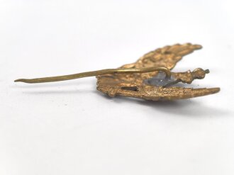 Schwedter Adler, Schirmmützenadler für Angehörige im Kavallerie-Regiment Nr. 6 der Wehrmacht. Höhe ohne Nadel 25mm