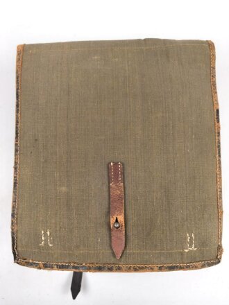 Tornister Wehrmacht. Keinerlei Stempel, Lederriemen zum Teil angetrocknet