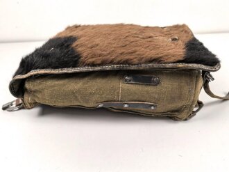 Tornister Wehrmacht , genietete Ausführung. Getragenes Stück mit Reichsbetriebsnummer