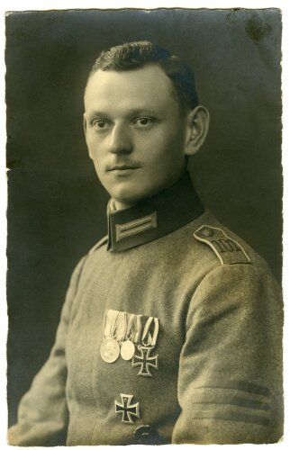 1. Weltkrieg , feldgrauer sächsischer Soldat  mit...