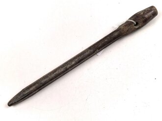 Zelthäring aus brauner Preßmasse Wehrmacht,...