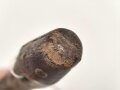 Zelthäring aus brauner Preßmasse Wehrmacht, datiert 1942. Ungereinigtes Stück