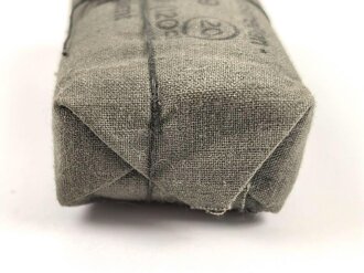 Verbandpäckchen Wehrmacht, kleines Modell datiert 1939