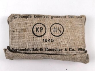 Verbandpäckchen Wehrmacht, kleines Modell datiert 1945