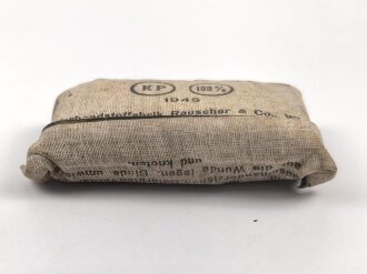 Verbandpäckchen Wehrmacht, kleines Modell datiert 1945