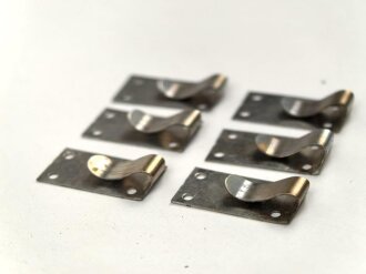 Sechs Befestigungen für Stahlhelm Innenfutter , je 12x24mm