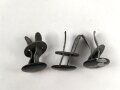 Satz Splinte für einen Stahlhelm der Wehrmacht. Original, gebraucht. Überlackiert